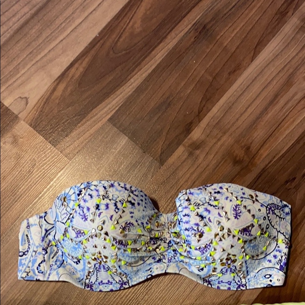 EUC Victoria’s Secret strapless bikini top